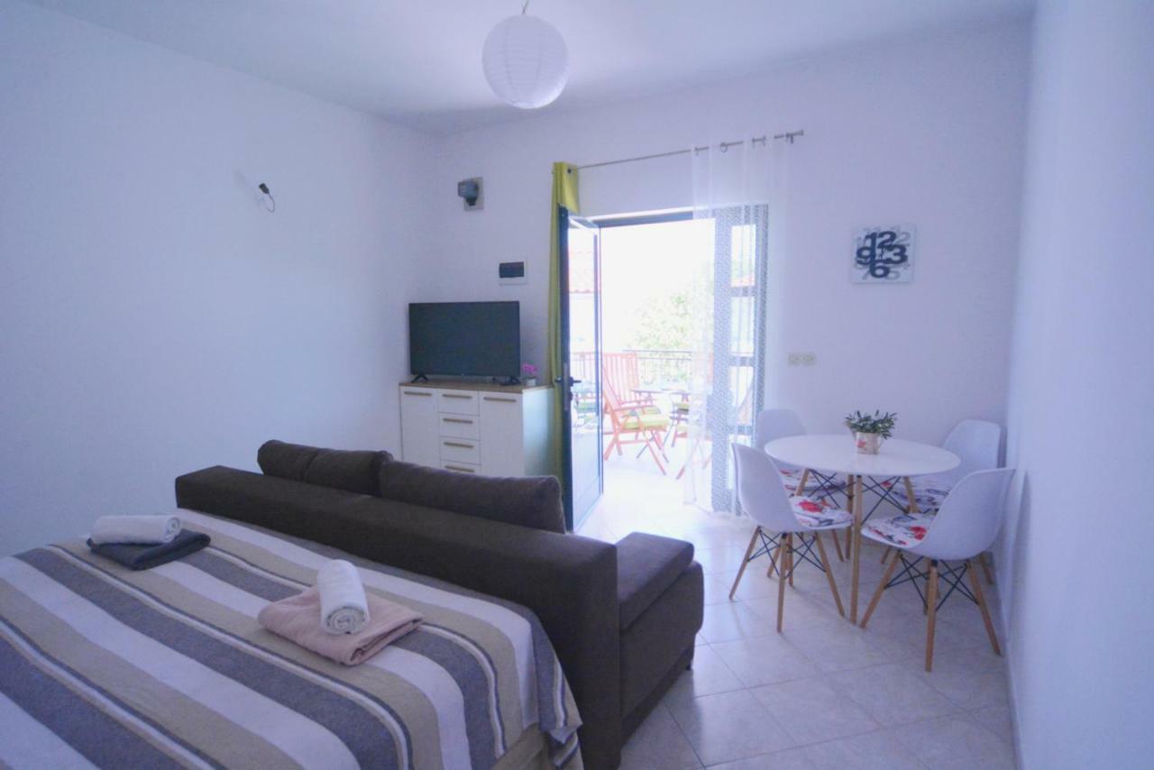 Arija Apartment Bilice Exterior photo